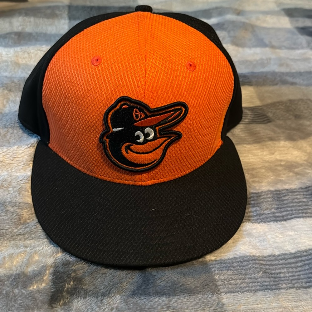 New Era Baltimore Orioles hat spring training edition. Size 7 1/4.
